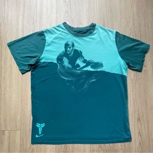 Nike Dri-FIT Kobe Bryant Black Mamba boy’s shirt, size XL